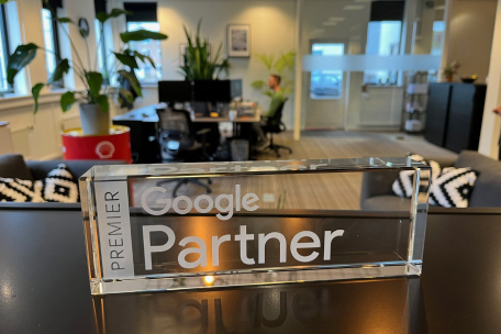 Became Google Priemier Partner